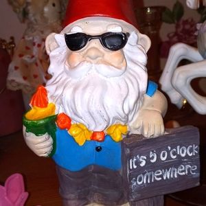 Gnomes set of 2 It' 5 oclock somewhere and Welcome